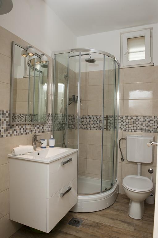 Apartments Villa Laguna With Pool Ražanj Cameră foto